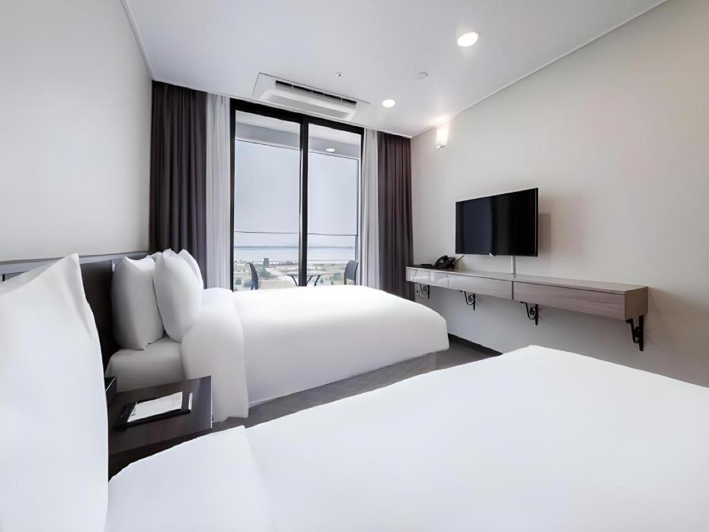 Riviera Incheon Airport Hotel Kültér fotó